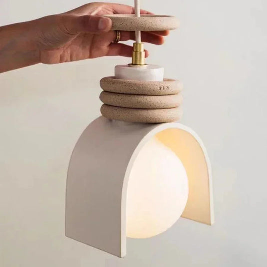 Suspension LED créative en résine – Design orange & blanc Art Déco
