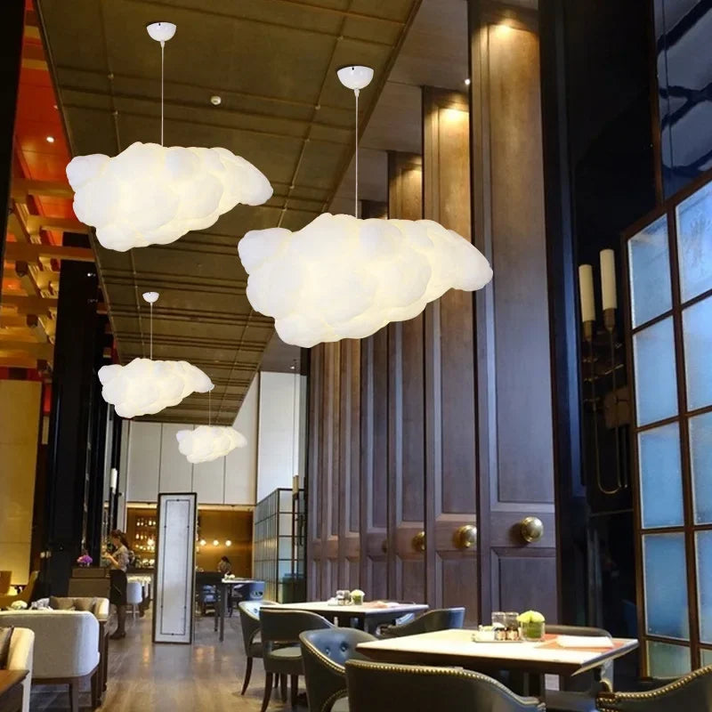 Lustre Nuage Flottant – Suspension LED Design en Coton Spatial