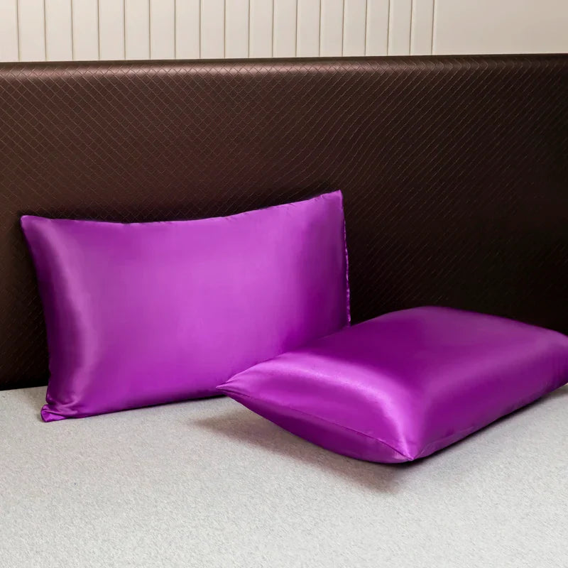 Parure de lit satinée unie – Luxe opulent pour une chambre royale