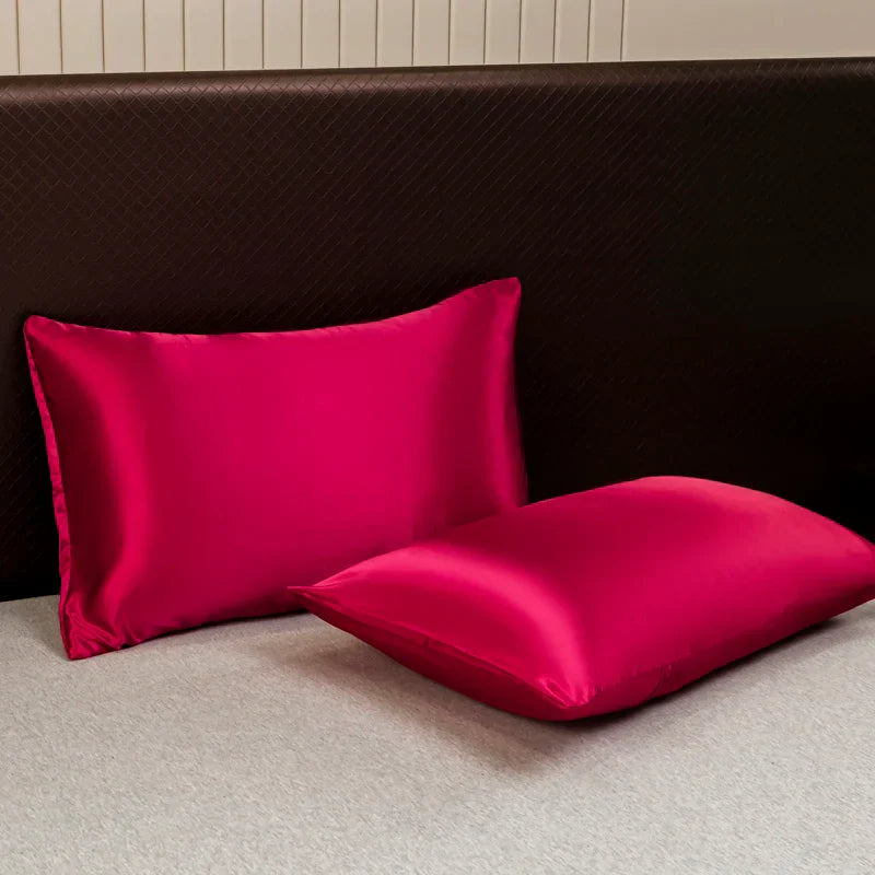 Parure de lit satinée unie – Luxe opulent pour une chambre royale
