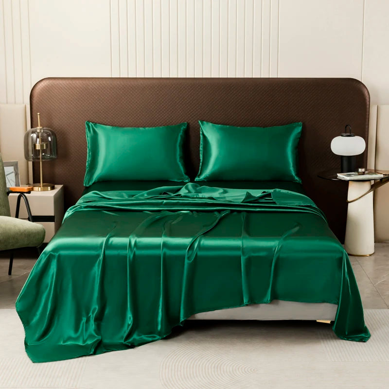 Parure de lit satinée unie – Luxe opulent pour une chambre royale